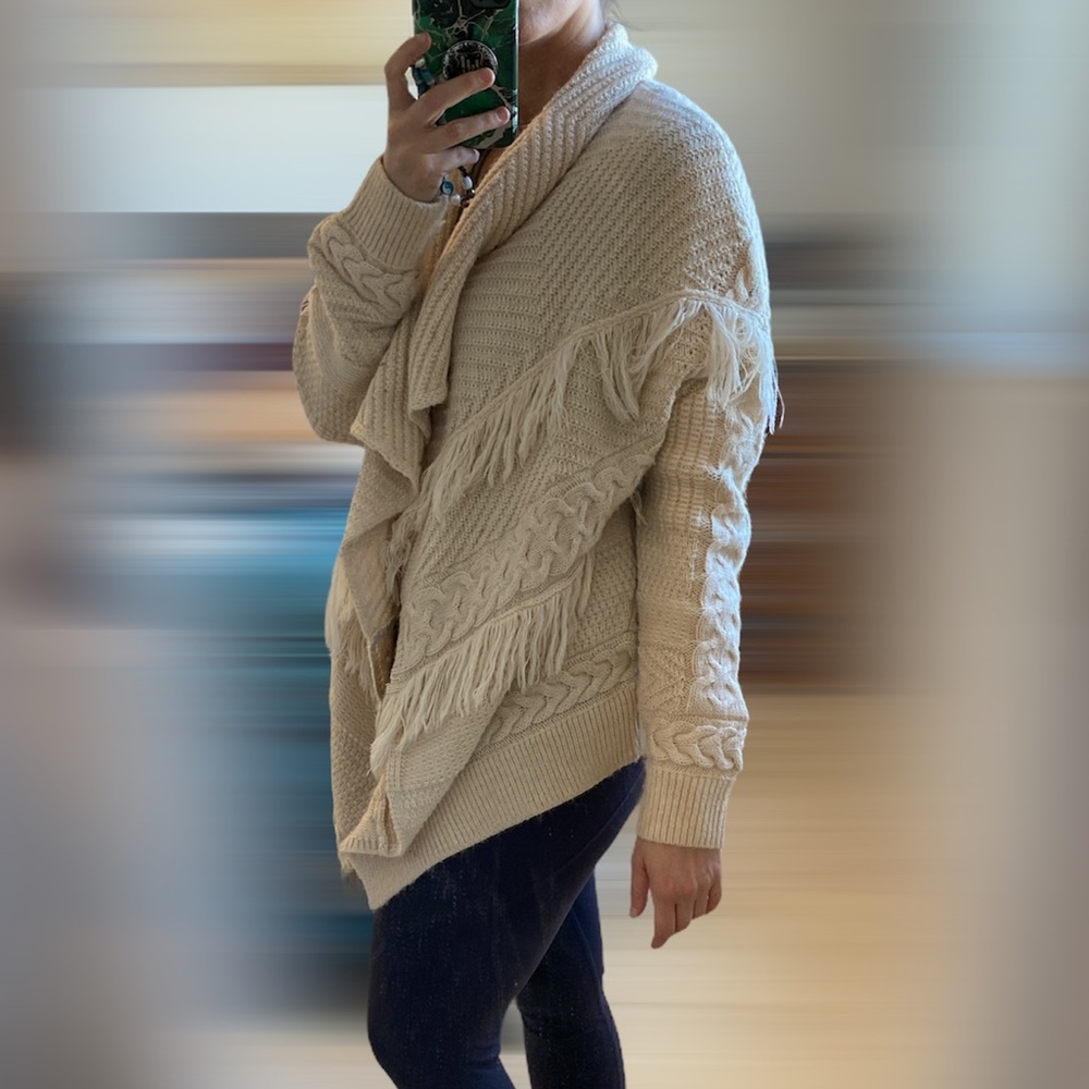 H&M fringe sweater - Picture 2 of 6